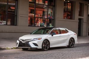 Toyota Camry XSE (NA) '2017
